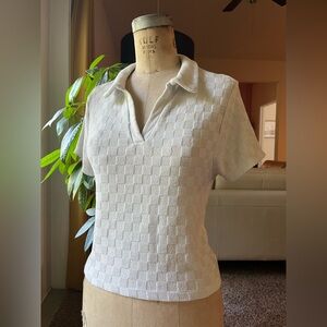 Elegant White Textured Women's Top